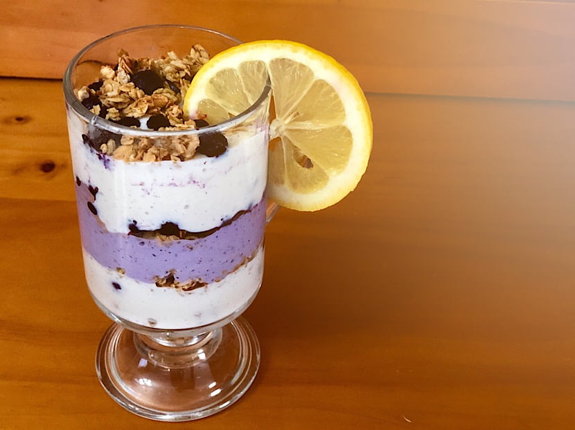 blueberry vegan parfait