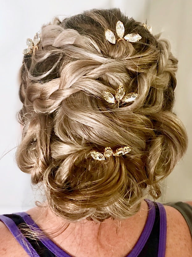 updo with jewels